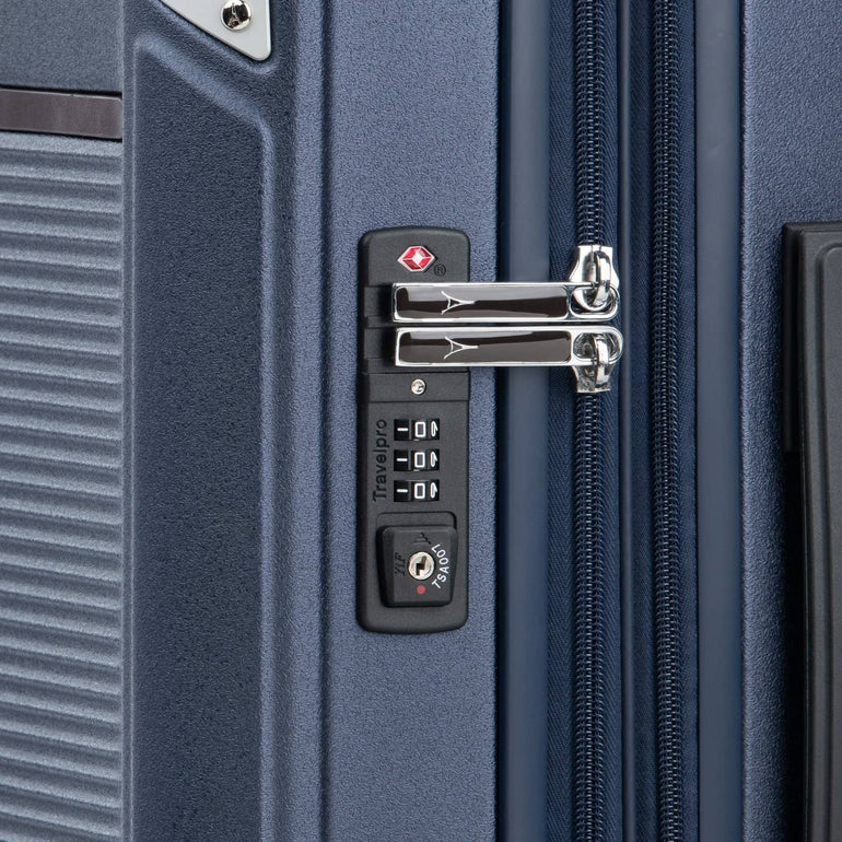 Travelpro Platinum® Elite Valise compacte extensible à coque rigide avec roulettes pivotantes