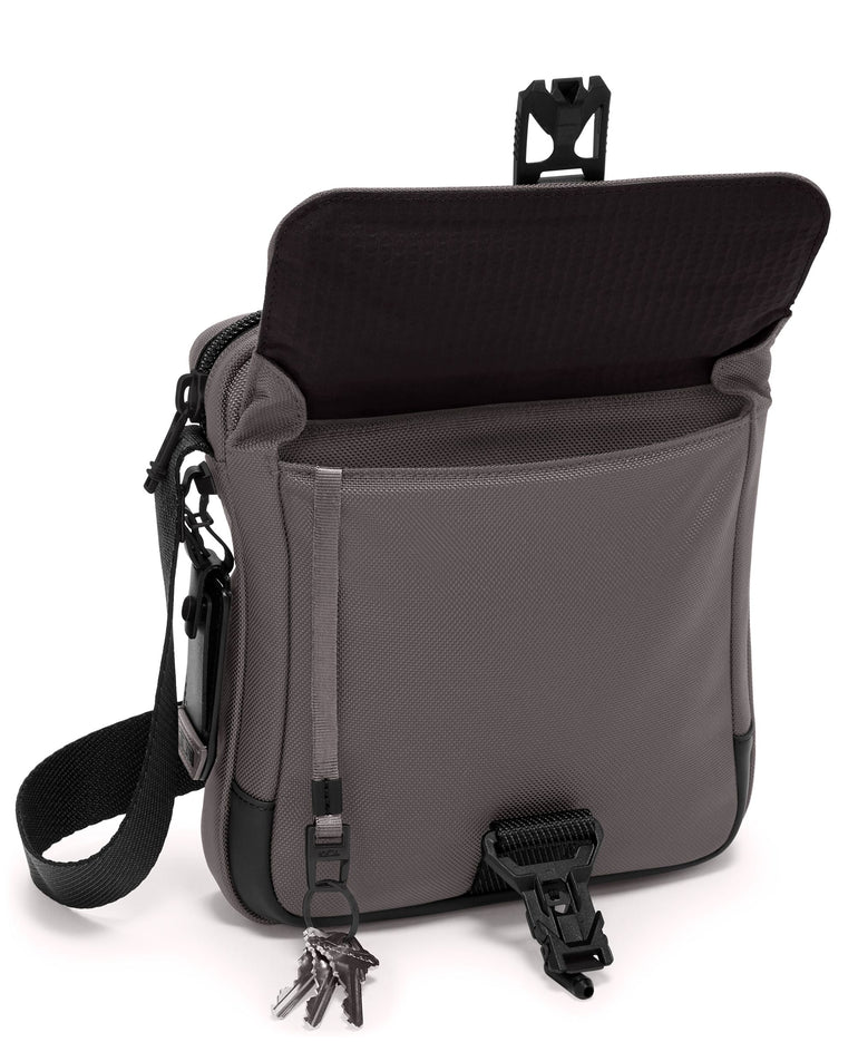 Tumi Alpha Bravo Sac bandoulière junior