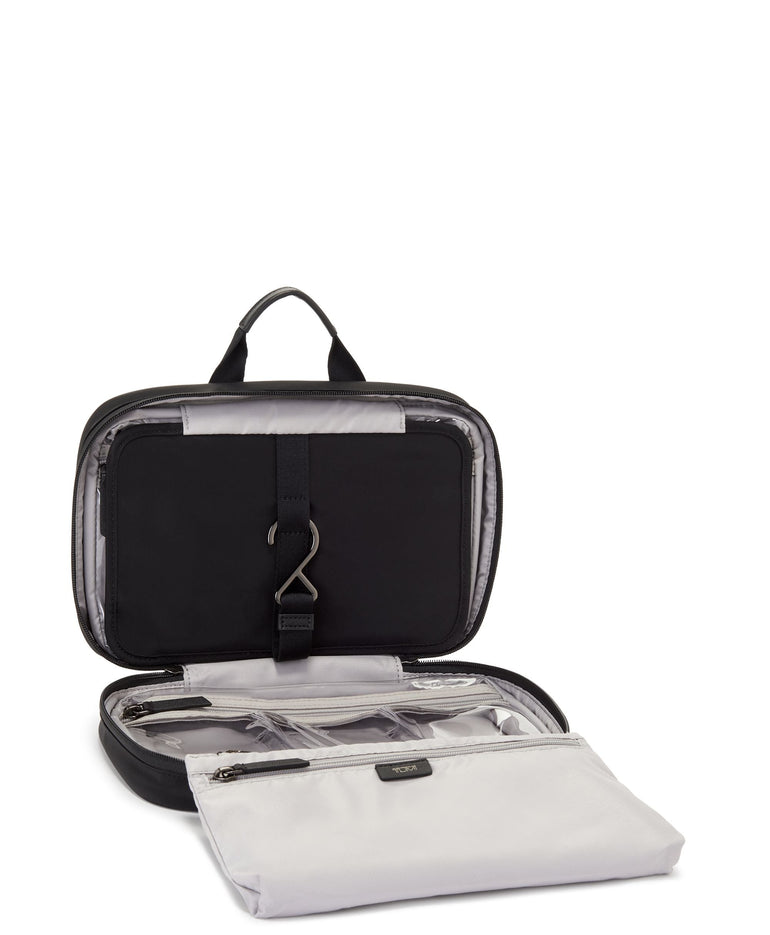 Tumi Voyageur Madeline Cosmétique
