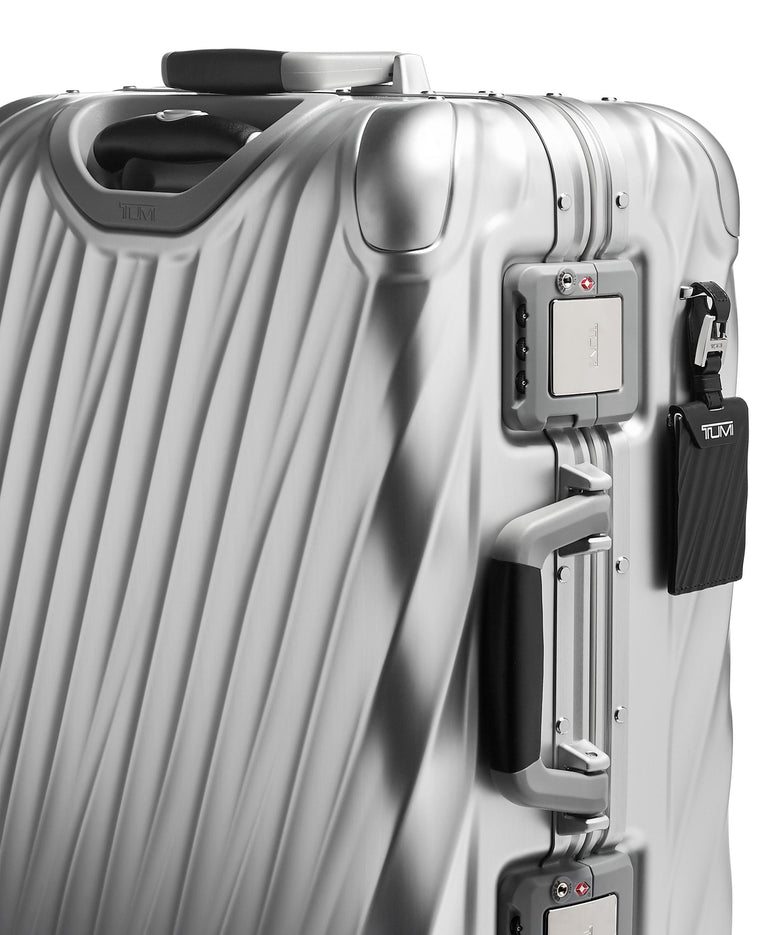 Tumi 19 Degree Valise cabine en aluminium continentale