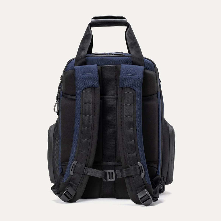 Travelpro Altitude Medium Expandable Laptop Backpack 25-30L