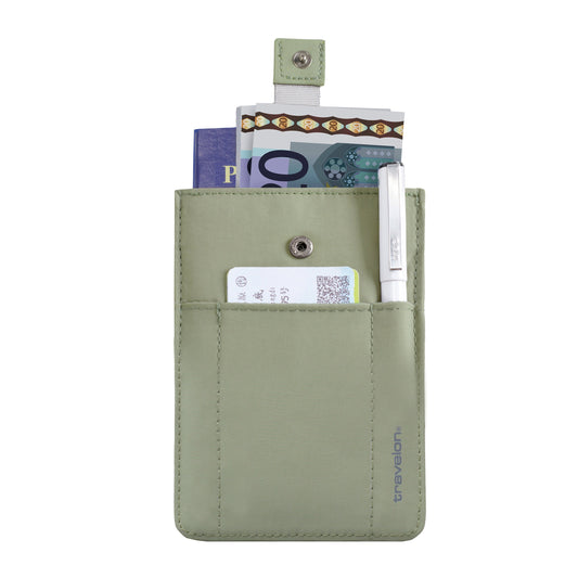 Travelon RFID Blocking Pull-Up Passport Holder