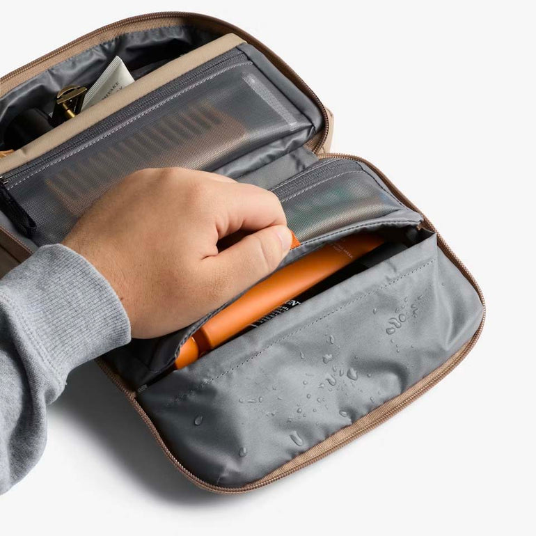 Bellroy Trousse de toilette suspendue