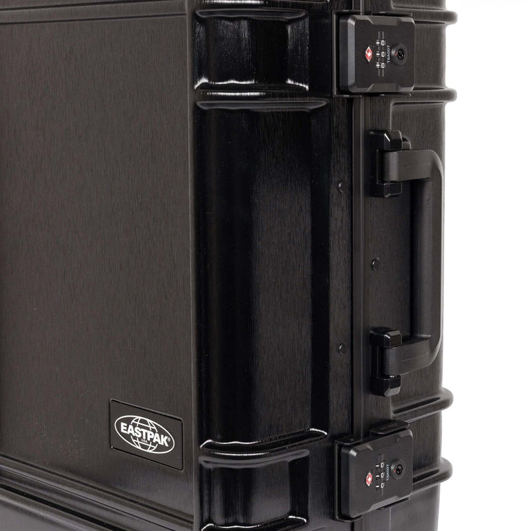 Eastpak Resist'R Case S - Brushed Black
