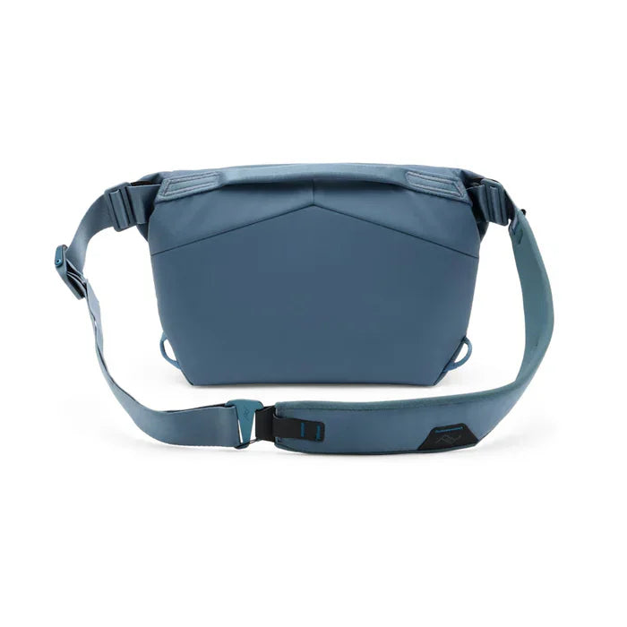 Peak Design Everyday Sling 3L