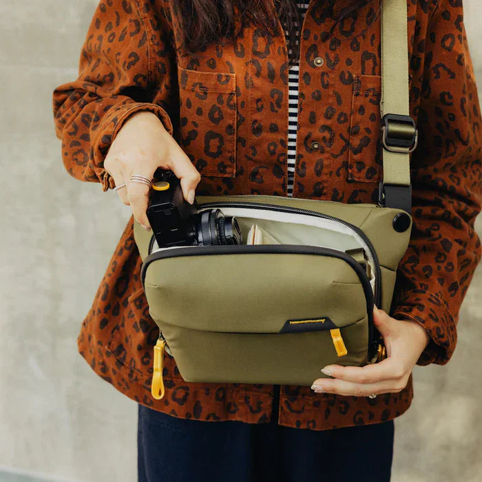 Peak Design Everyday Sling 3L