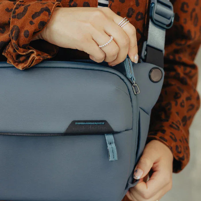 Peak Design Everyday Sling 3L