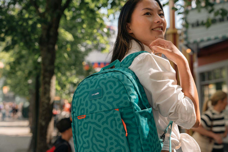 Pacsafe Go Sac à Dos Anti-vol 15L