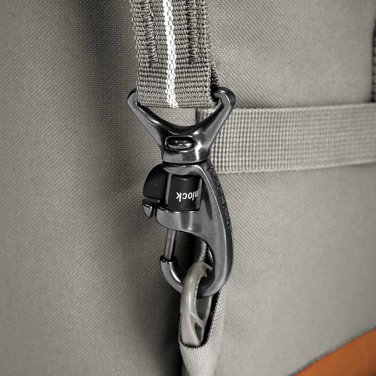 Pacsafe GO Sac à dos de cabine antivol de 44 L