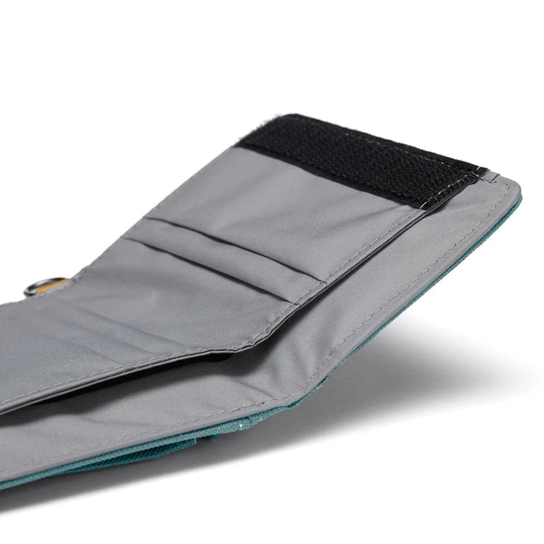 Pacsafe RFIDsafe™ Portefeuille tri-pli avec protection RFID