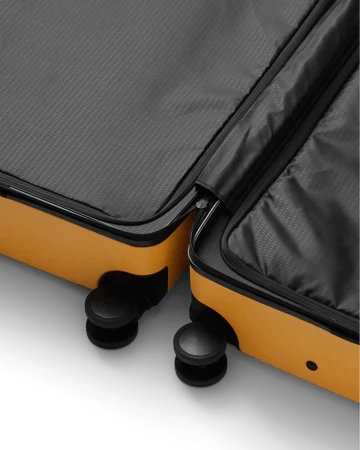 Db Ramverk Check-in Luggage Medium