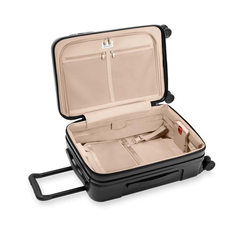 Briggs & Riley Sympatico Essential 22" Valise à main extensible à roulettes avec poche avant