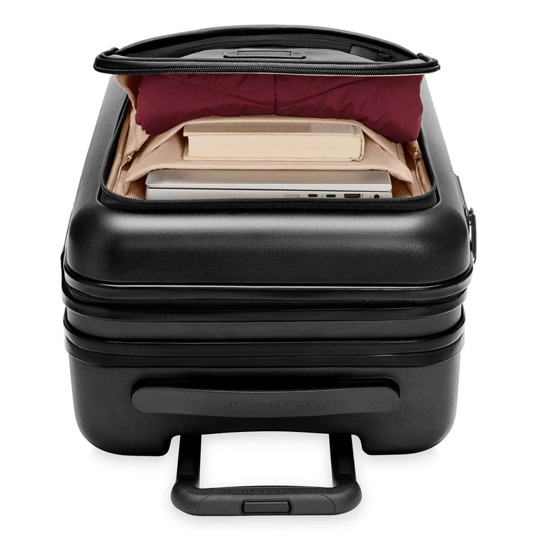 Briggs & Riley Sympatico Essential 22" Valise à main extensible à roulettes avec poche avant