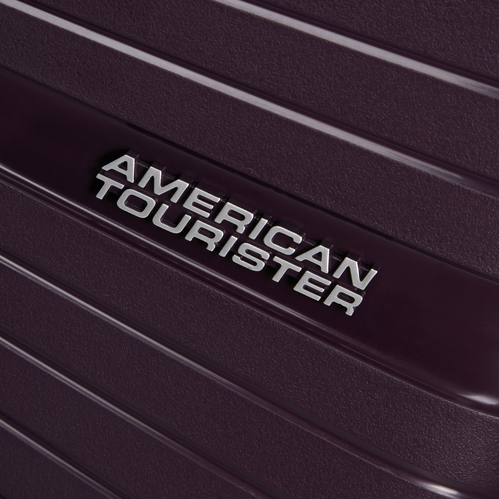 American Tourister Luggage American Tourister Airconic Spinner Medium Luggage