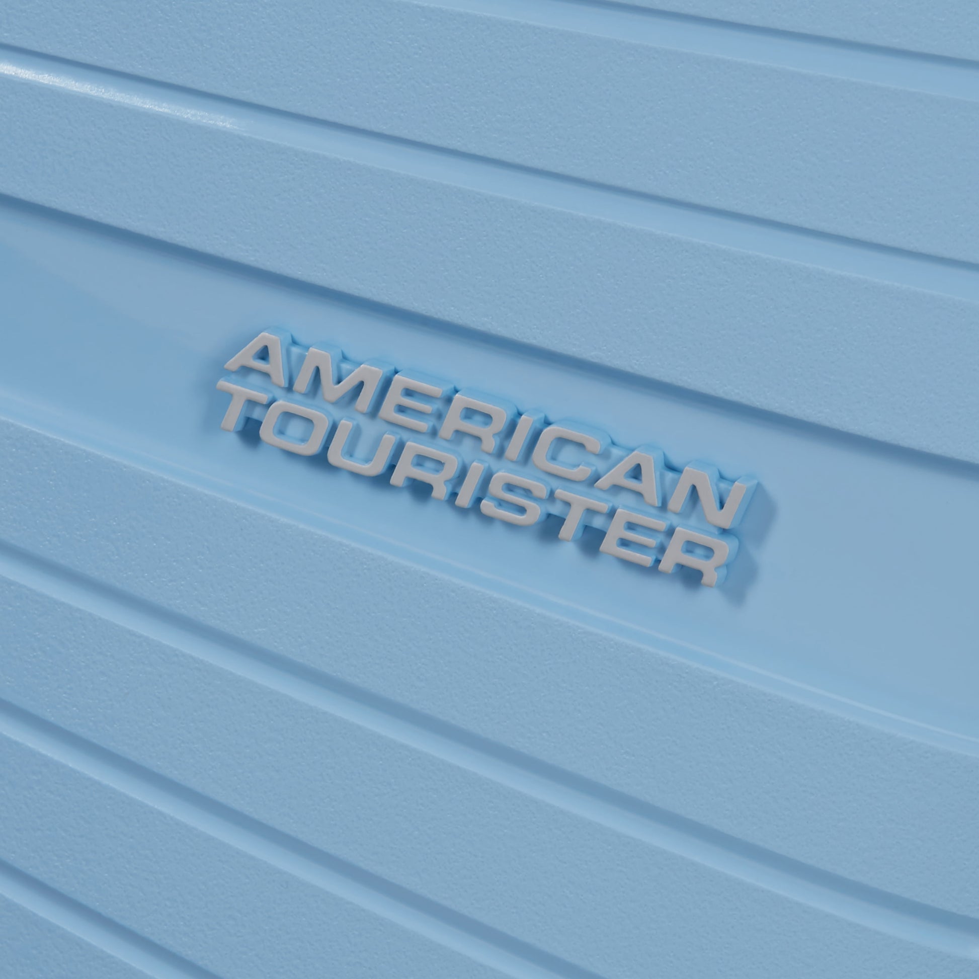 American Tourister Luggage American Tourister Airconic Spinner Medium Luggage