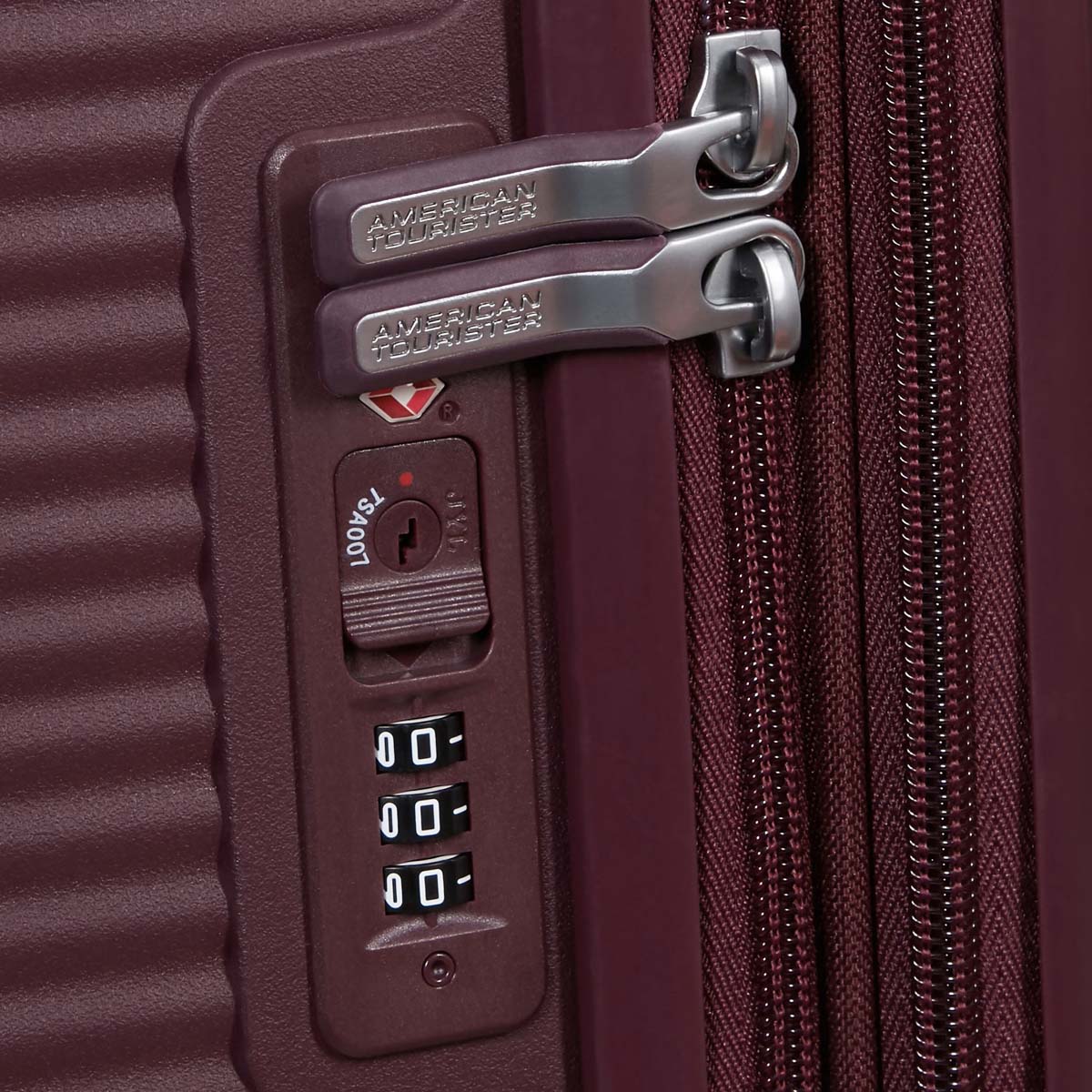 American Tourister Luggage American Tourister Curio Spinner Medium Expandable Luggage