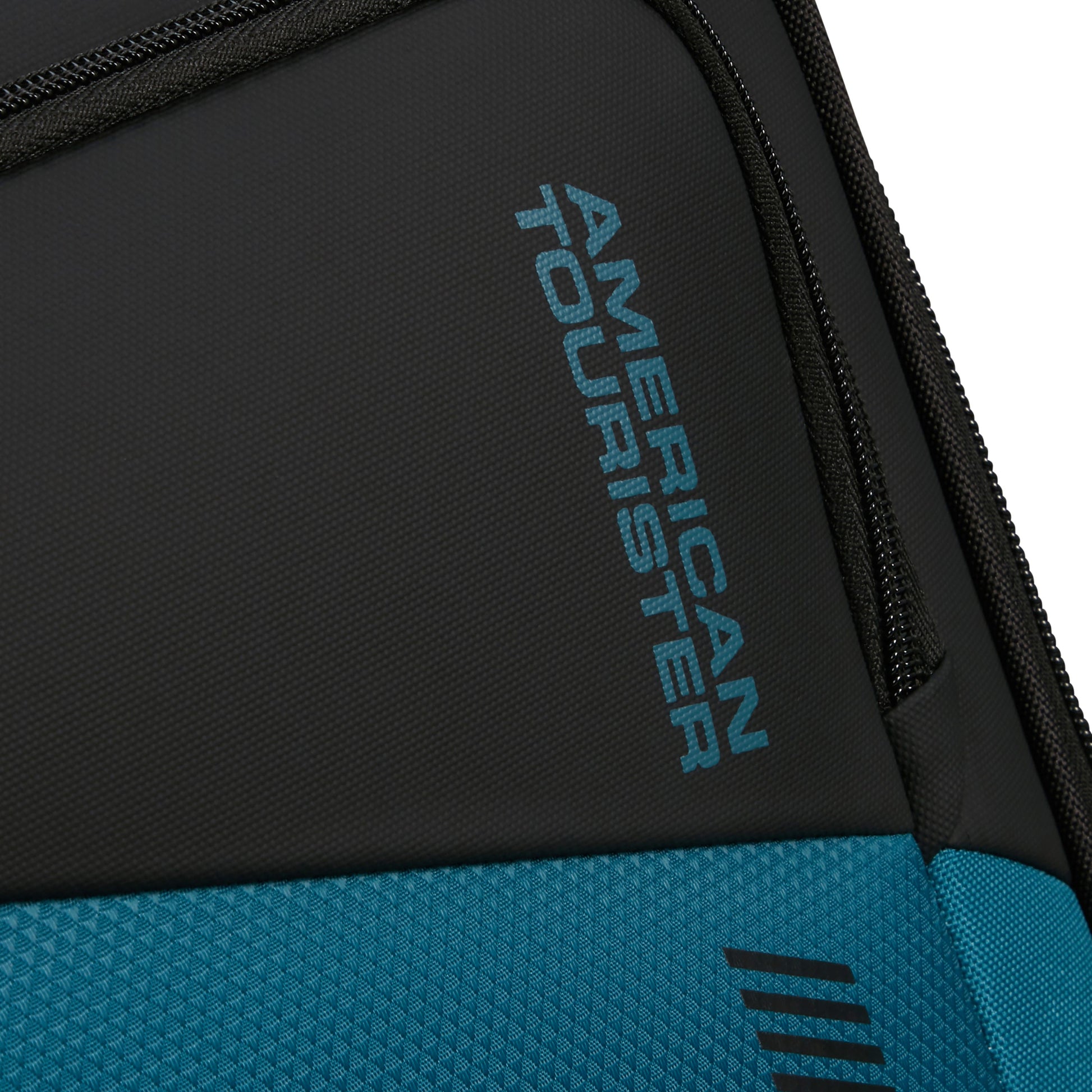 American Tourister Luggage American Tourister Daring Dash Spinner Expandable Medium Luggage