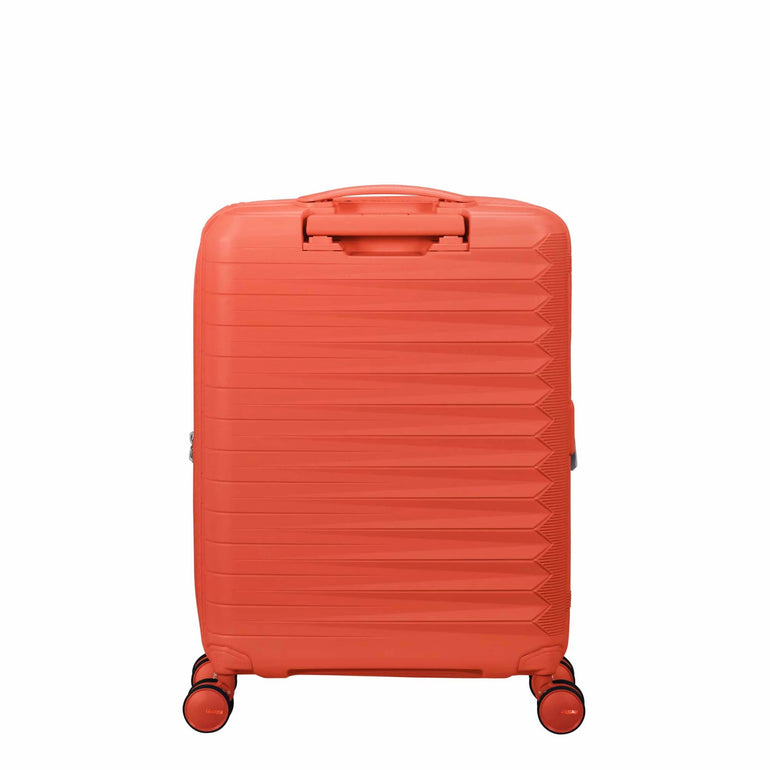American Tourister Luggage American Tourister Fastforward Expandable Spinner 2-Piece Nested Luggage Set (Carry-On & Large)