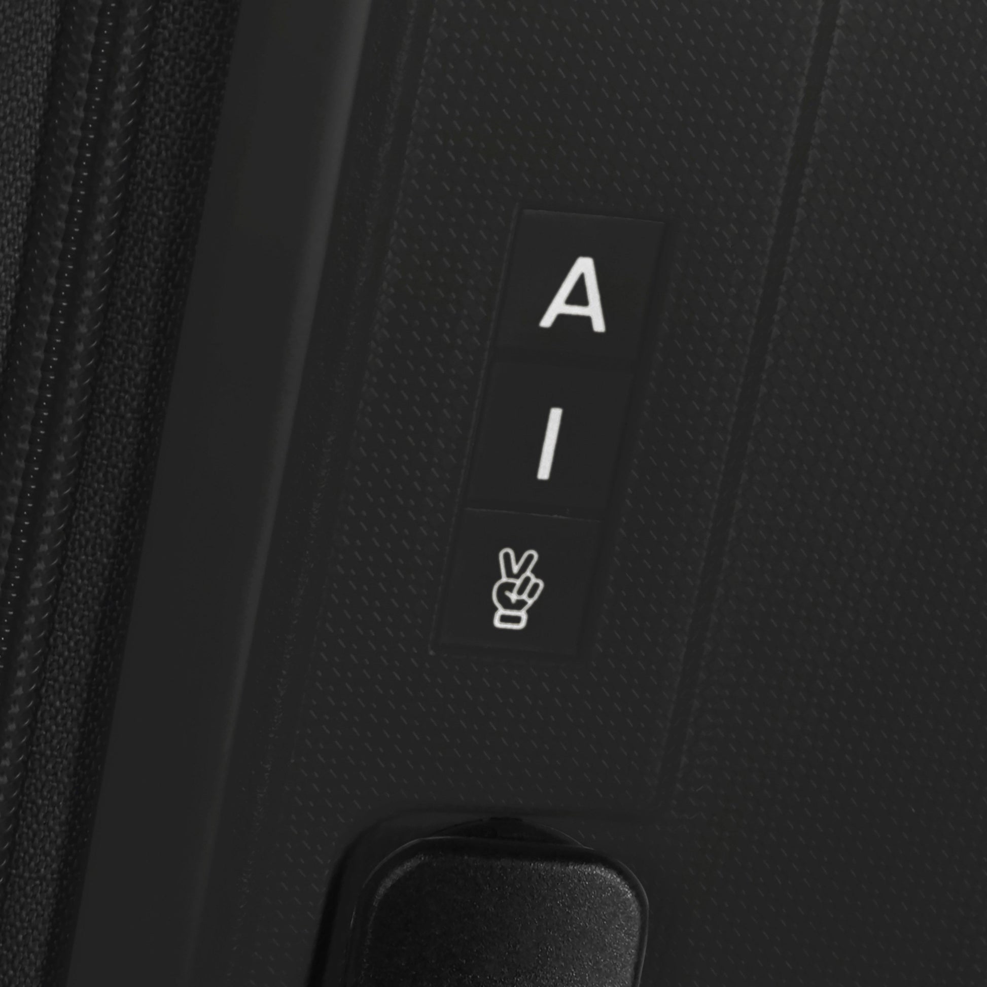 American Tourister Luggage American Tourister Rejoy Spinner Expandable Medium Luggage