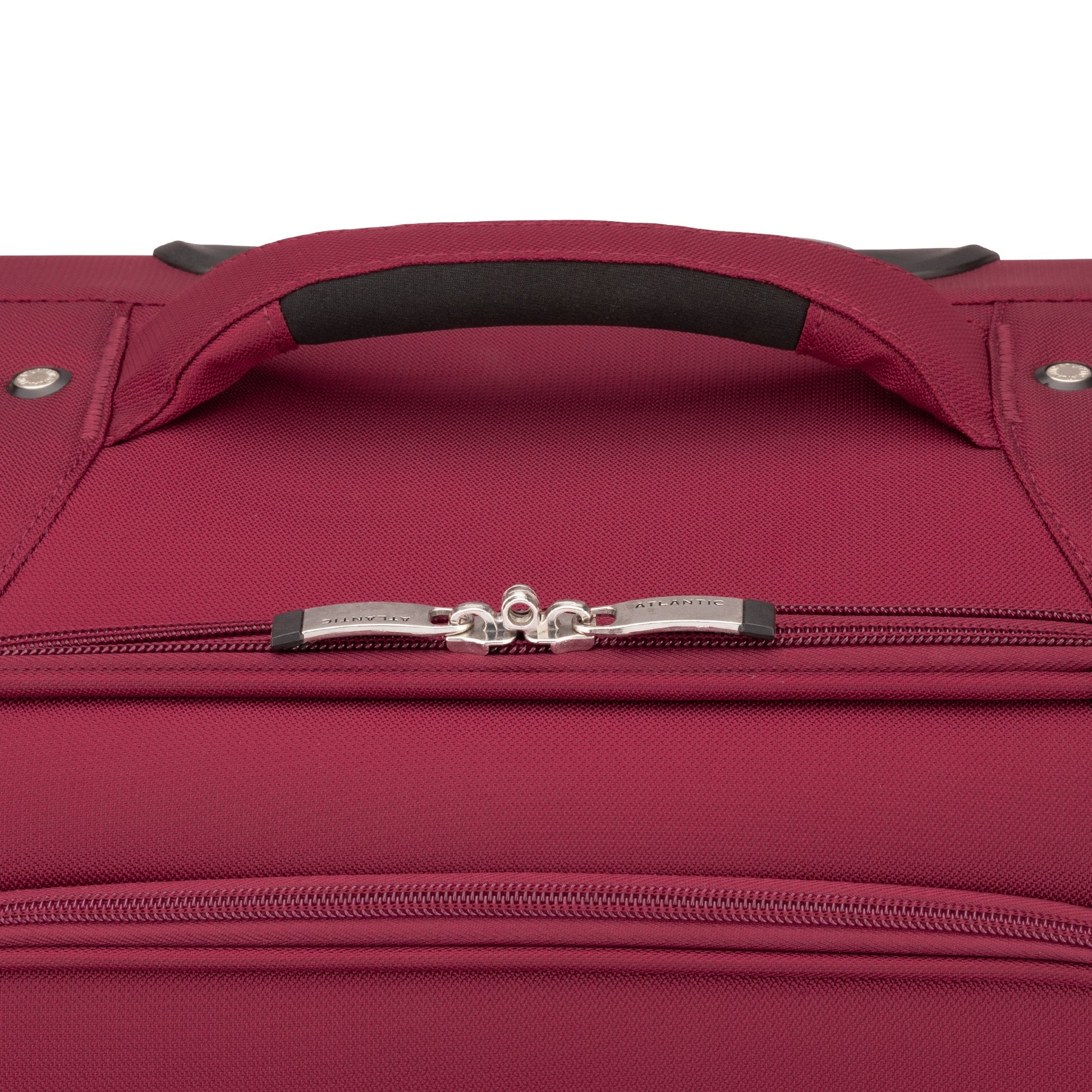 Atlantic Luggage Atlantic Artisan III Spinner Medium Expandable Luggage