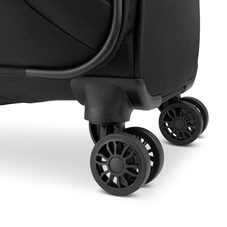 Atlantic Luggage Atlantic Artisan III Spinner Medium Expandable Luggage