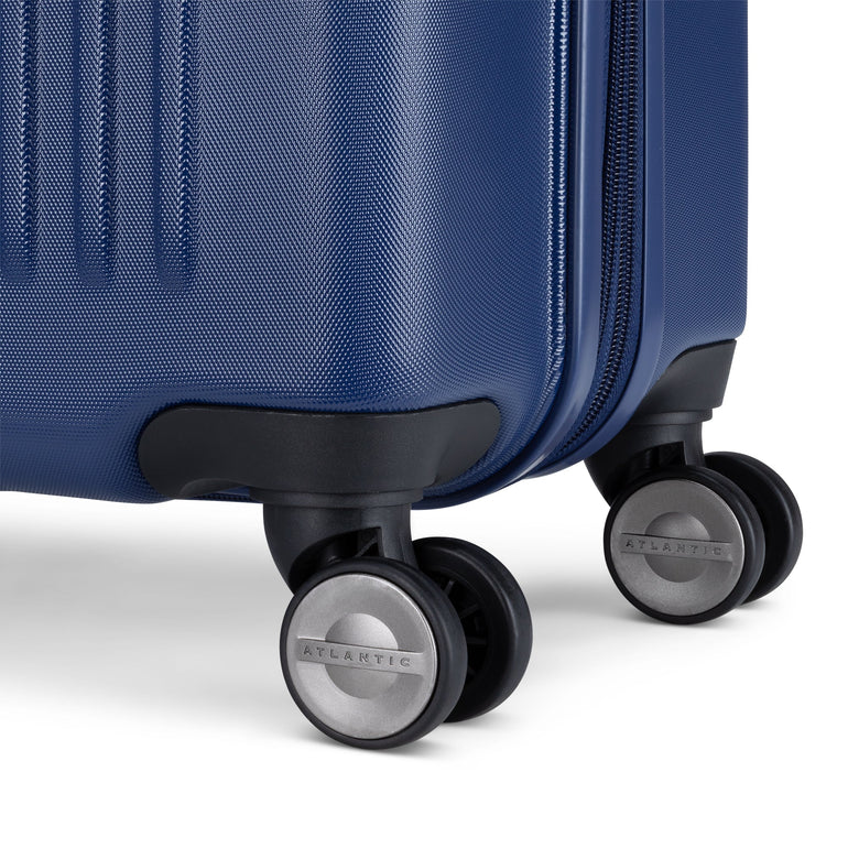 Atlantic Luggage Atlantic Propeller 28" Expandable Upright Luggage