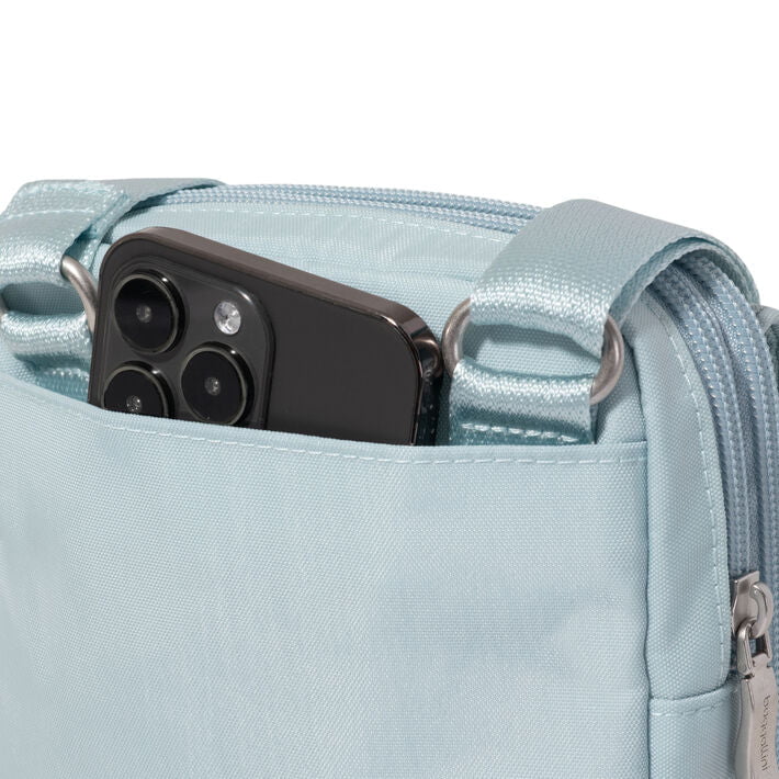 Baggallini Cross-Body Bag Baggallini Coastal Flip Lock Venture Crossbody