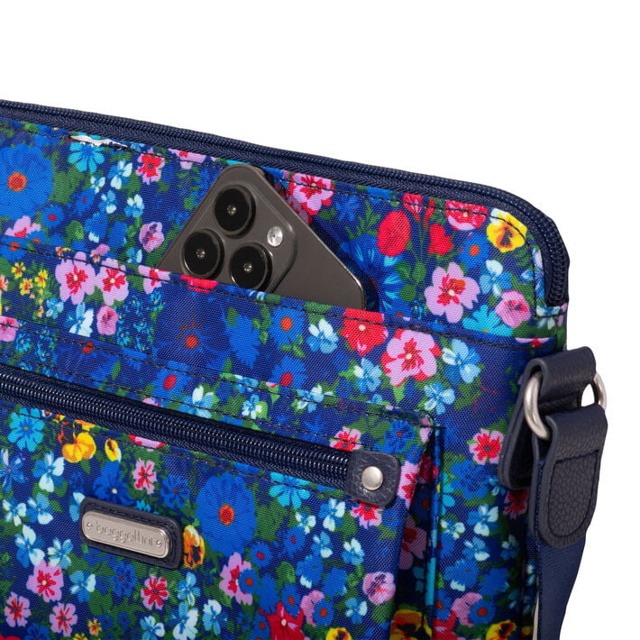 Baggallini Cross-Body Bag Baggallini Go Bagg With RFID Phone Wristlet
