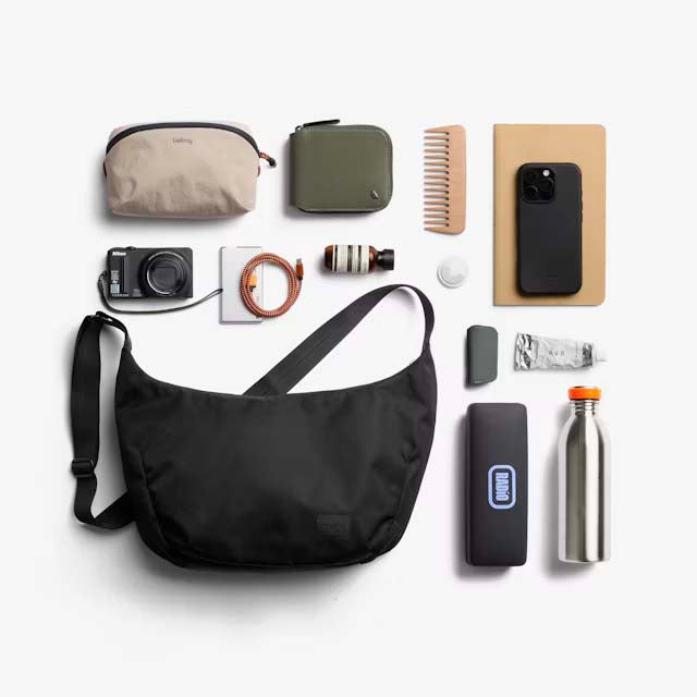 Bellroy Cross-Body Bag Bellroy Laneway Crescent Bag 7L
