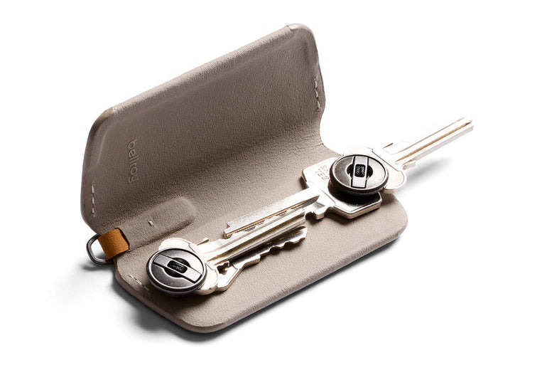 Bellroy Key Cover Plus - Third Edition - INNOVERA™ Edition - INNOVERA™ Tahini