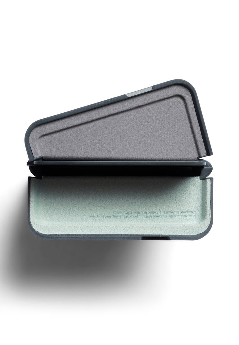 Bellroy Wallets Bellroy Flip Case - Second Edition