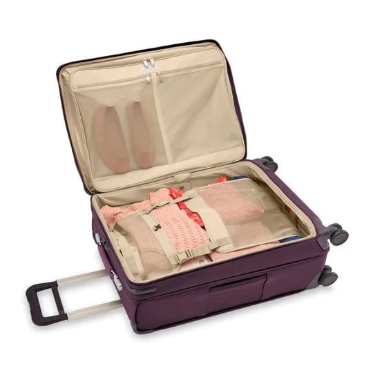 Briggs & Riley Luggage Briggs & Riley Baseline Medium Expandable Spinner Luggage