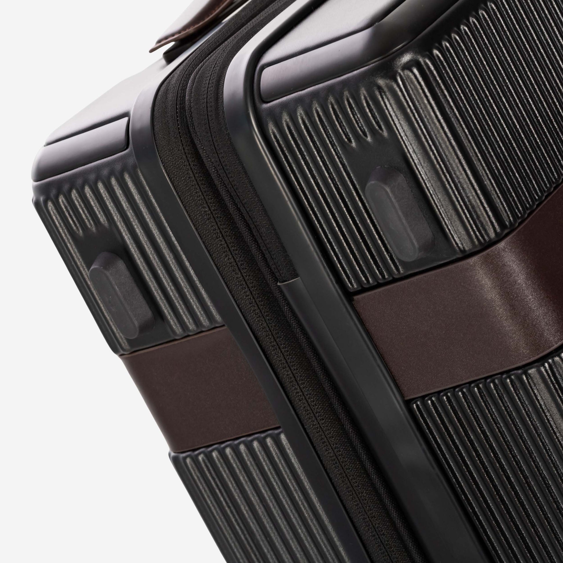 Cole Haan Luggage Cole Haan Heritage Pro Premium Hardside Medium Checked Luggage
