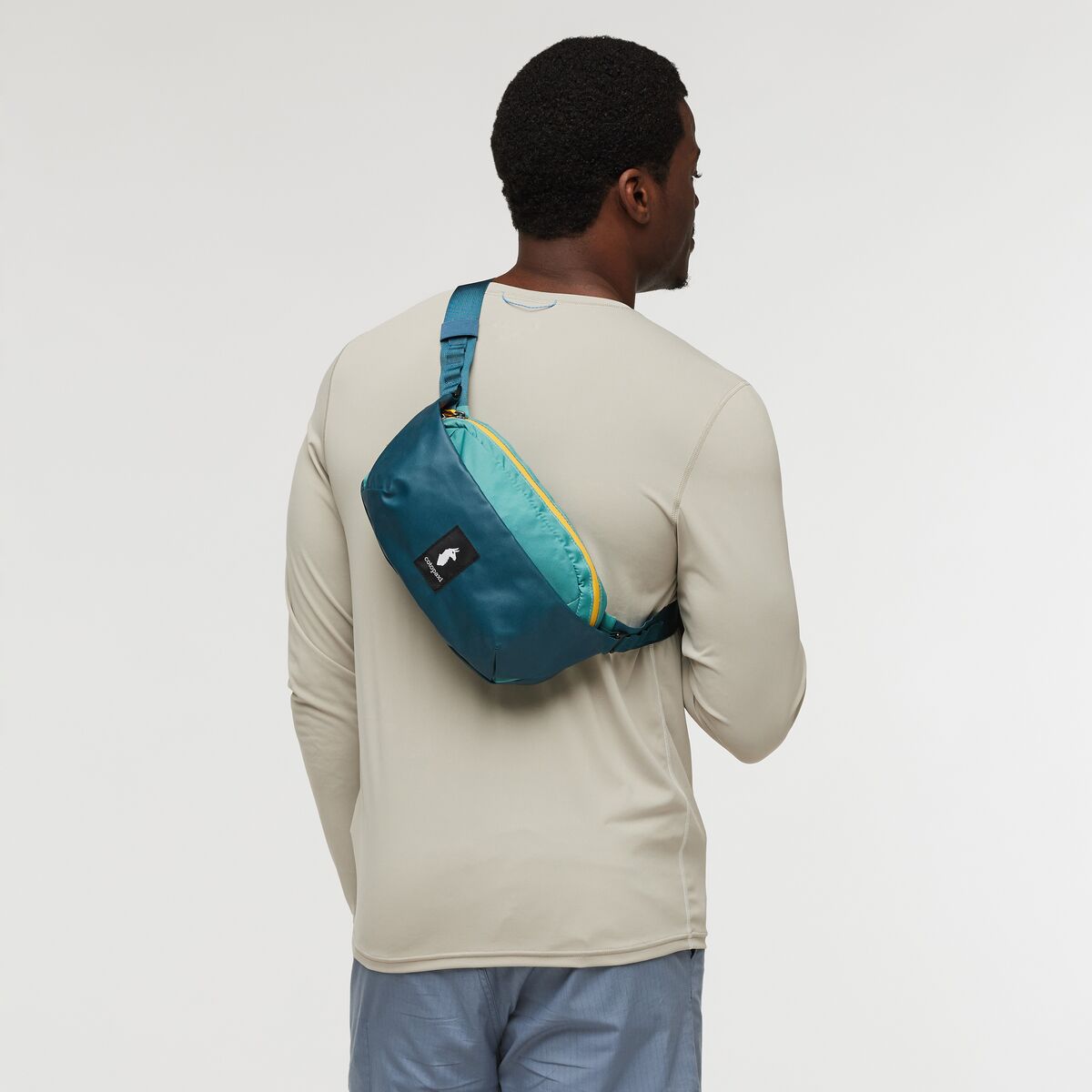 Cotopaxi Waist Pouches Abyss/Coastal Cotopaxi Coso 2L Hip Pack - Cada Día - Abyss/Coastal