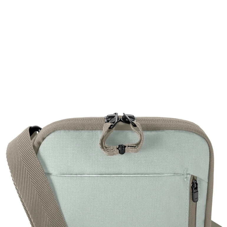 Eagle Creek Cross-Body Bag Eagle Creek Stash RFID Crossbody Bag