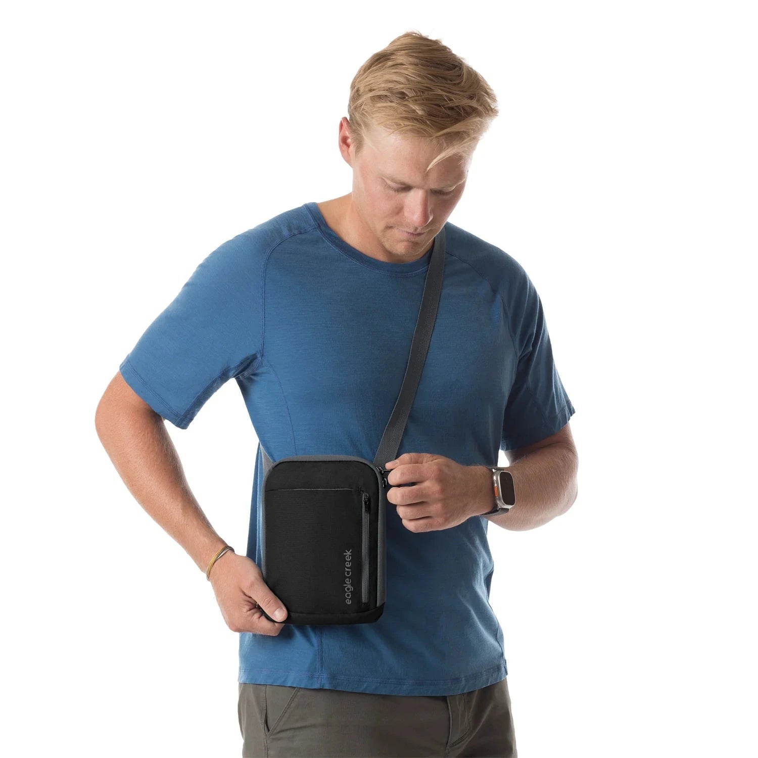 Eagle Creek Cross-Body Bag Eagle Creek Stash RFID Crossbody Bag