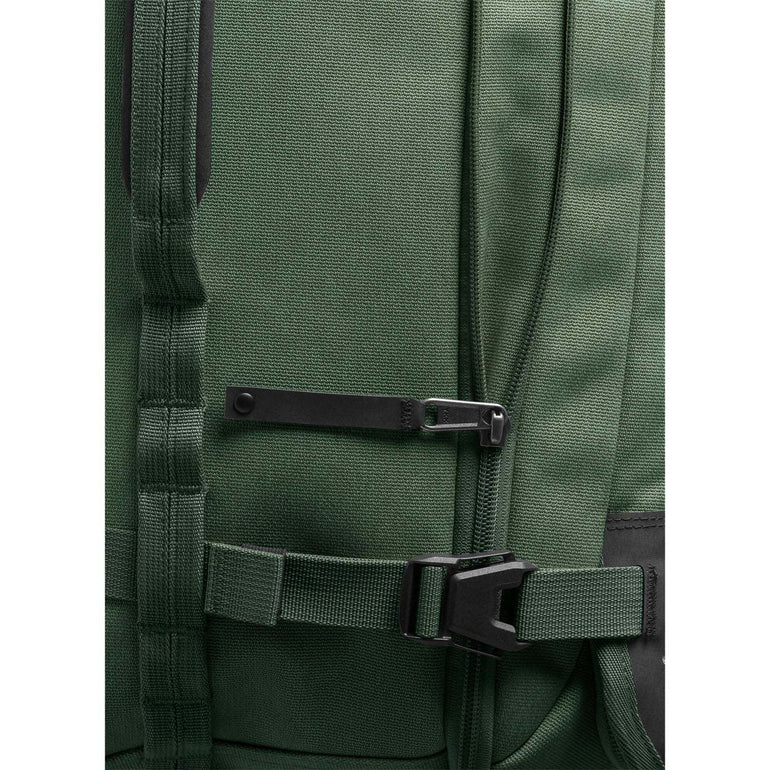 Eagle Creek Luggage Eagle Creek Gear Warrior XE 2-Wheel 27" Luggage