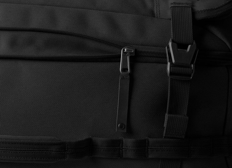 Eagle Creek Luggage Eagle Creek Gear Warrior XE 2-Wheel 30" Luggage