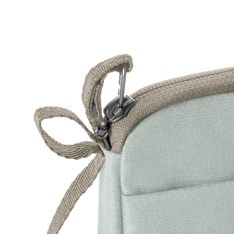 Eagle Creek Passport Case Eagle Creek Stash RFID Passport Wallet