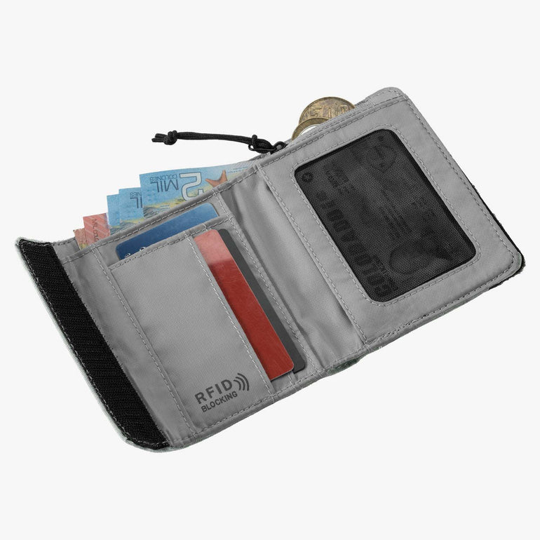 Eagle Creek Wallets Eagle Creek Stash RFID Tri-Fold Wallet