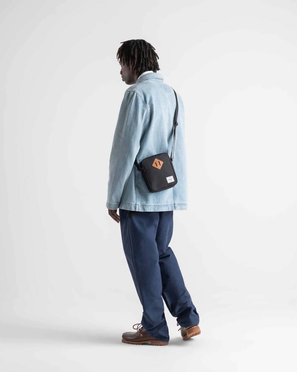 Herschel Cross-Body Bag Navy Herschel Heritage Crossbody - Navy