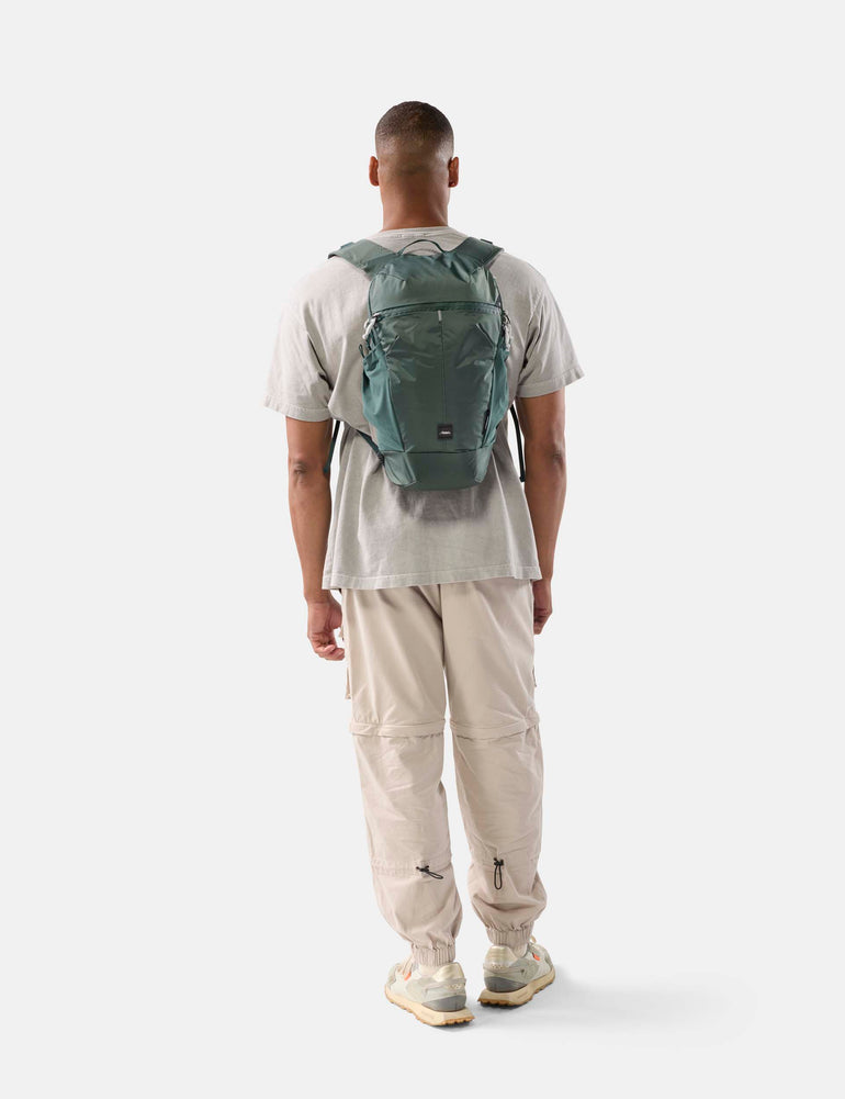 Matador Backpacks Matador 18L Packable Backpack - Packed