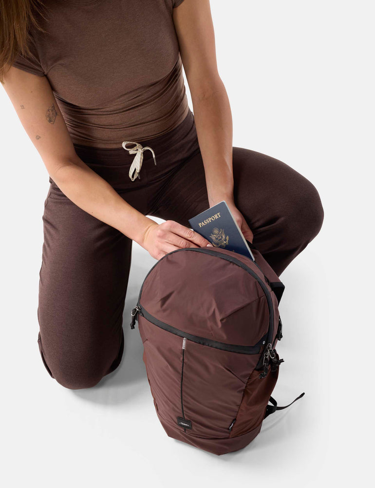 Matador Backpacks Matador 18L Packable Backpack - Packed