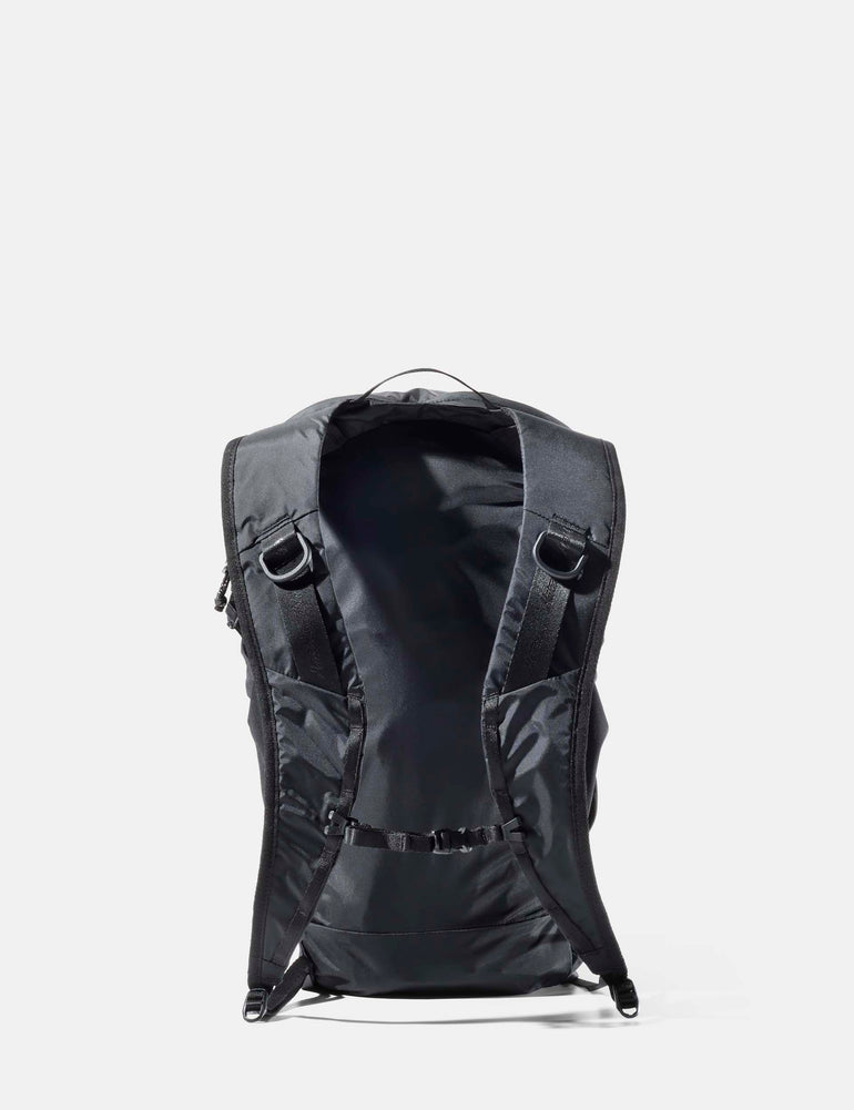 Matador Backpacks Matador 18L Packable Backpack - Packed