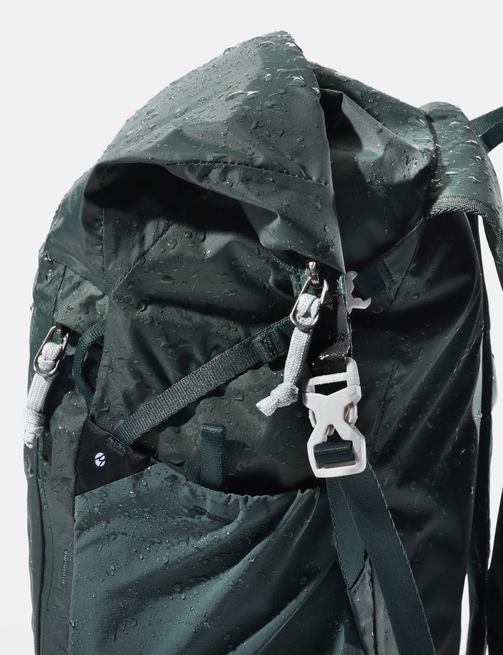 Matador Backpacks Matador 18L Waterproof Packable Backpack - Packed