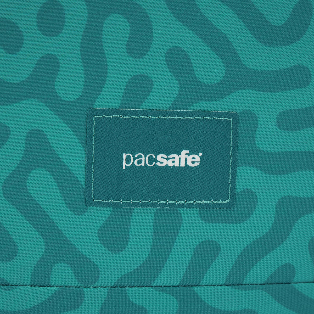 Pacsafe Backpacks Pacsafe GO Anti-Theft Totepack