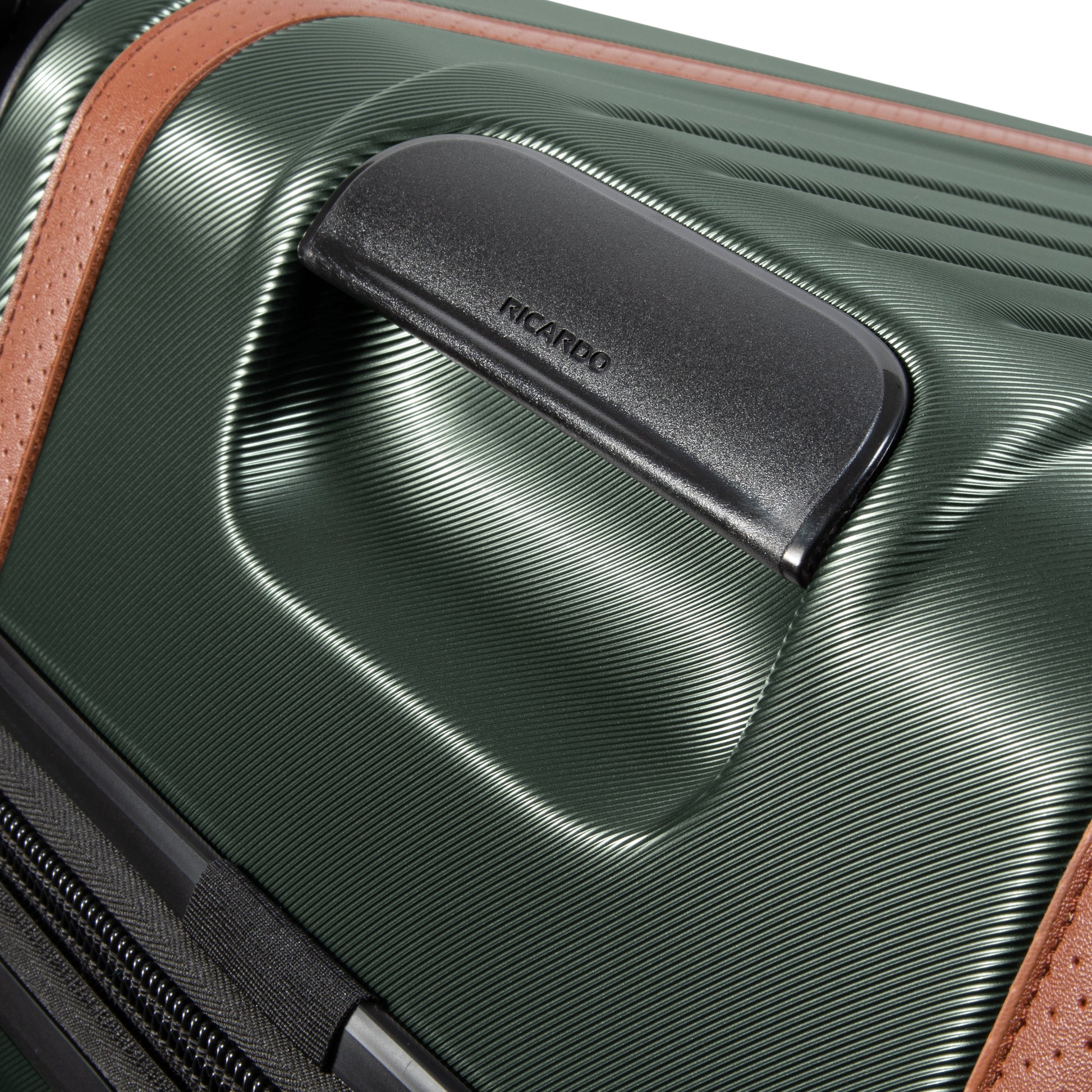 Ricardo Beverly Hills Luggage Ricardo Beverly Hills Montecito 2.0 Hardside Expandable Spinner 3-Piece Luggage Set