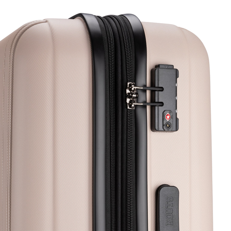 Roots Luggage Roots Identity Expandable Spinner 28" Large Luggage