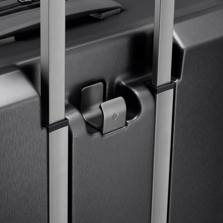Samsonite Luggage Samsonite Evoa Z Expandable Spinner Medium Luggage