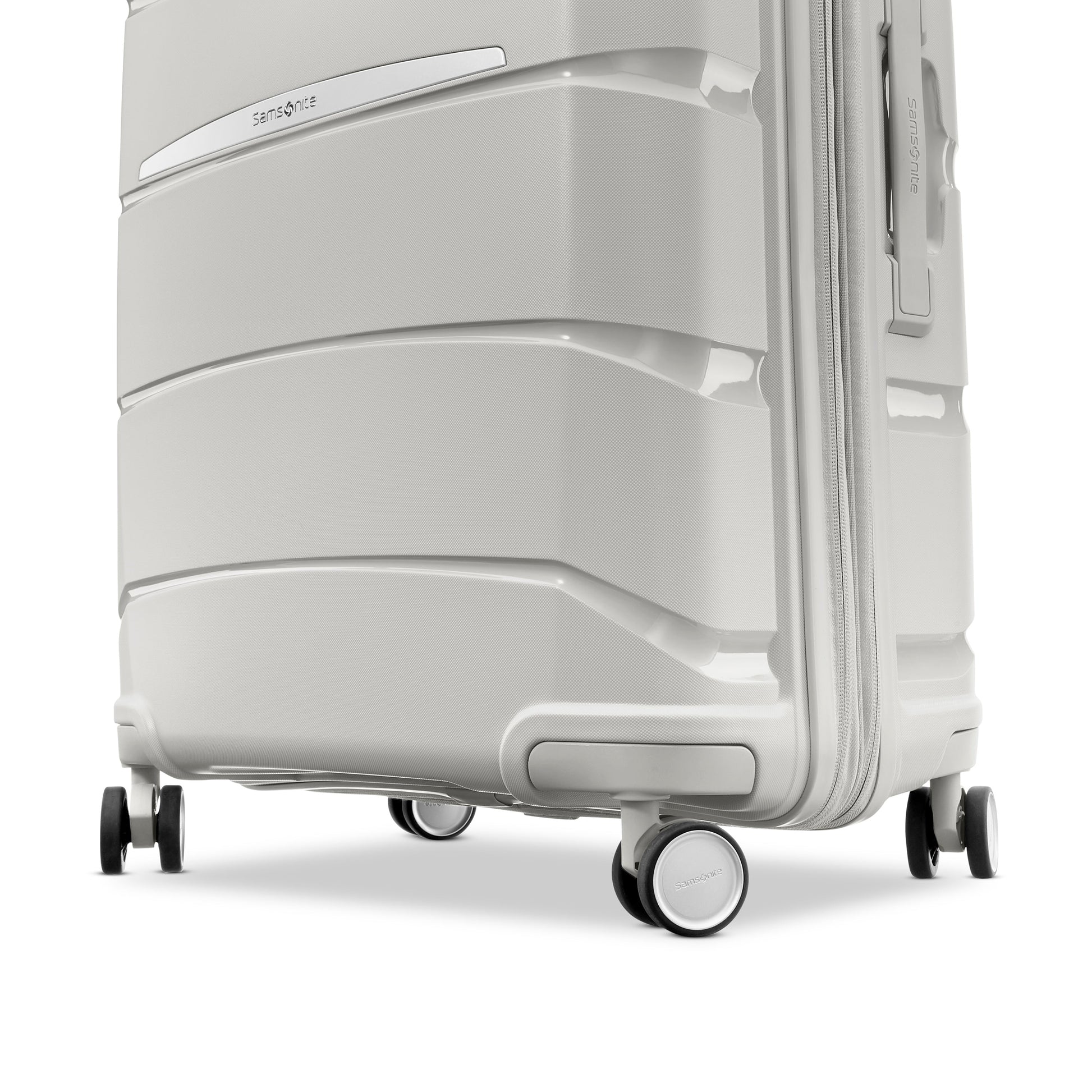 Samsonite Luggage Samsonite Outline Pro Carry-On Spinner Luggage
